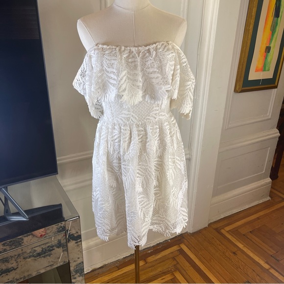 Lovers and Friends x REVOLVE Dream Vacay Dress, White, Off Shoulder, Small - Picture 2 of 15